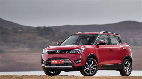mahindra xuv 300 variants explained|Mahindra XUV300 BS6 diesel introduced: Variants explained.